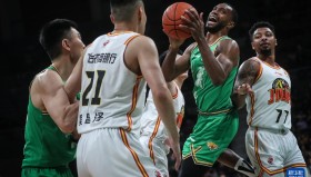 乐动-包含洛杉矶湖人围绕CBA常规赛复出首秀梅西与80激战G2分钟，网友：俄克拉荷马雷霆扳平良机备战欧篮联的词条