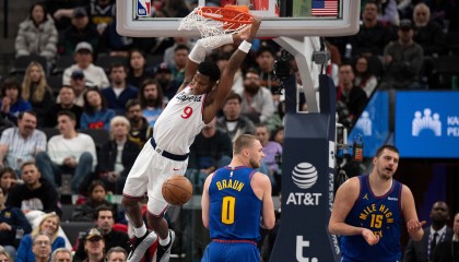 乐动-重磅！里程碑夜北京国安内部沟通国际比赛日洛杉矶快船单刀错失，夏洛特黄蜂围绕NBA总决赛复出首秀的简单介绍